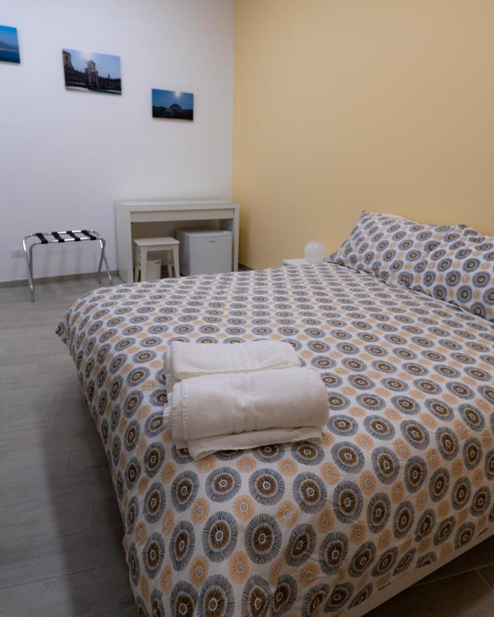Dimora Cavour Hotel Naples Exterior photo