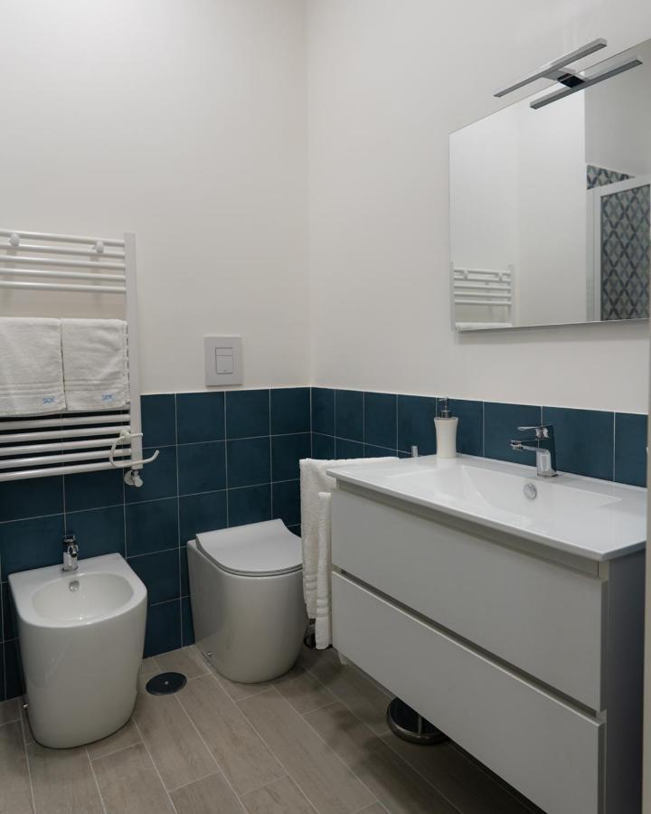 Dimora Cavour Hotel Naples Exterior photo