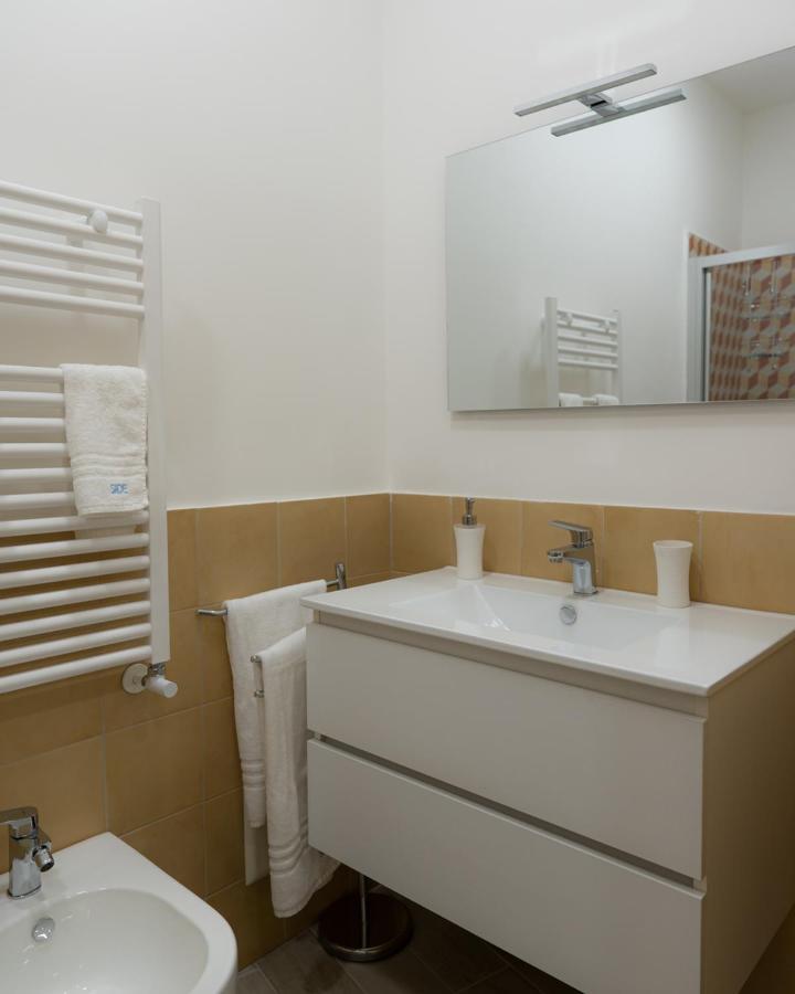 Dimora Cavour Hotel Naples Exterior photo